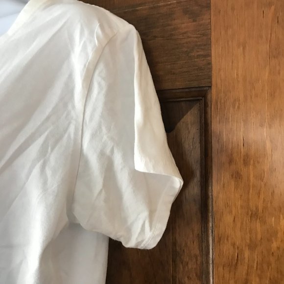 30A Dumpster Diver White V-Neck BEACH HAPPY Tee Made from Plastic Bottles Medium - Picture 5 of 12